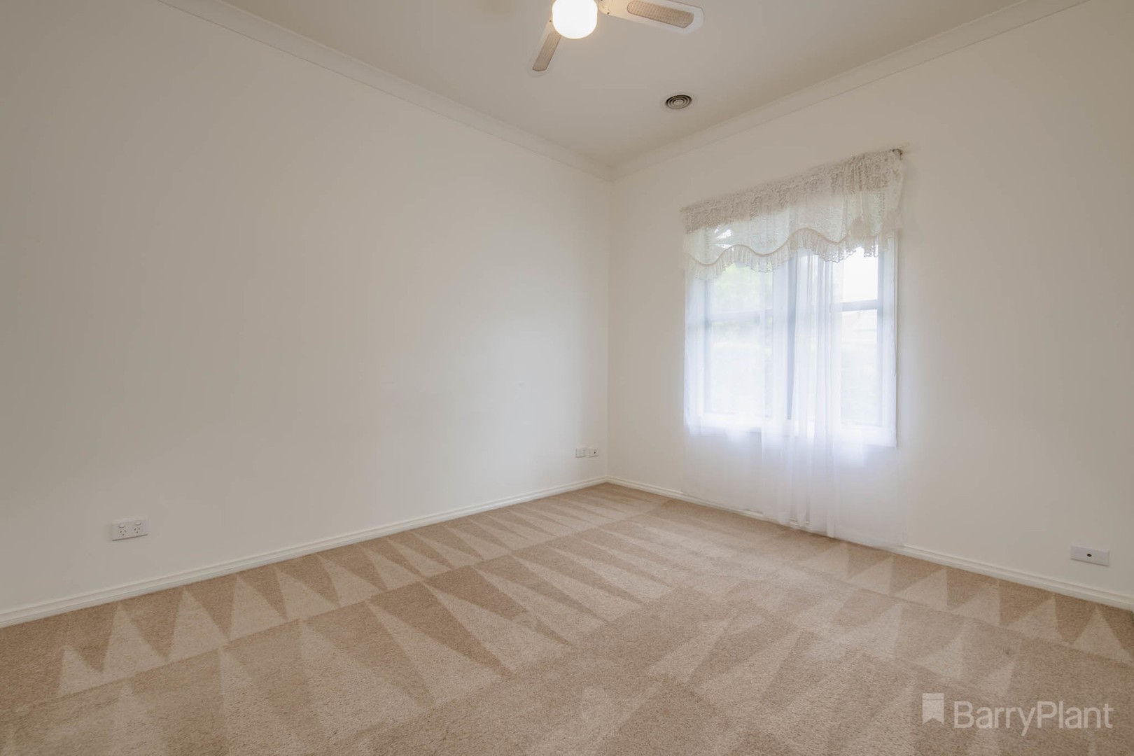 6 MacAlister Place, Pakenham, VIC 3810, Pakenham - Thumbnail 5