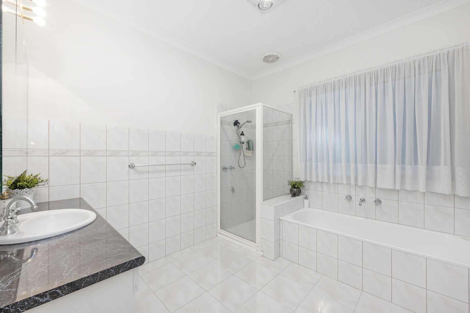 6 Mackenzie Close, Taylors Lakes, VIC 3038, Taylors Lakes - Thumbnail 7