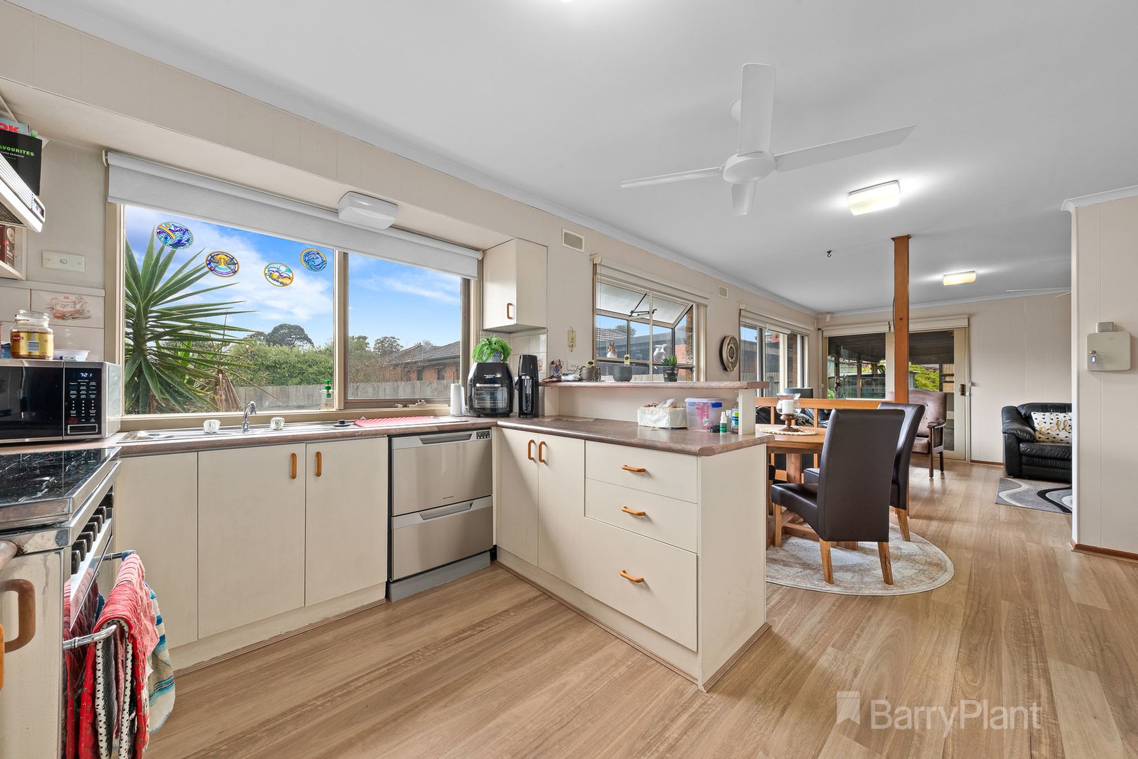 6 Mallory Court, Cranbourne, VIC 3977, Cranbourne - Thumbnail 6