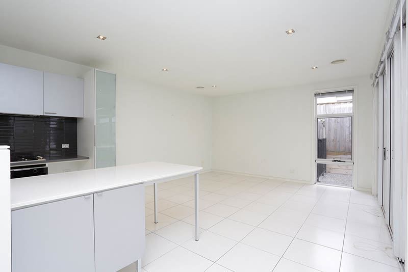 6 Malone Grove, Mulgrave, VIC 3170, Mulgrave - Thumbnail 2