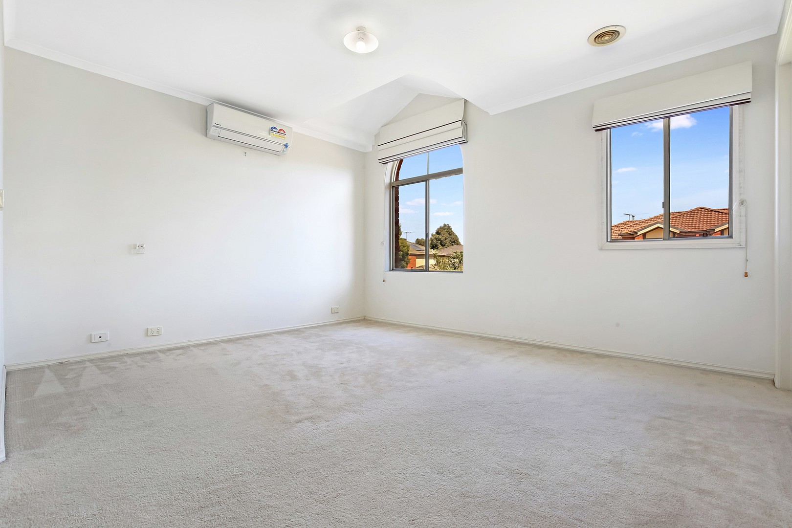 6 Mat Rush Avenue, Bundoora, VIC 3083 - Thumbnail 2 - 10/09/2026