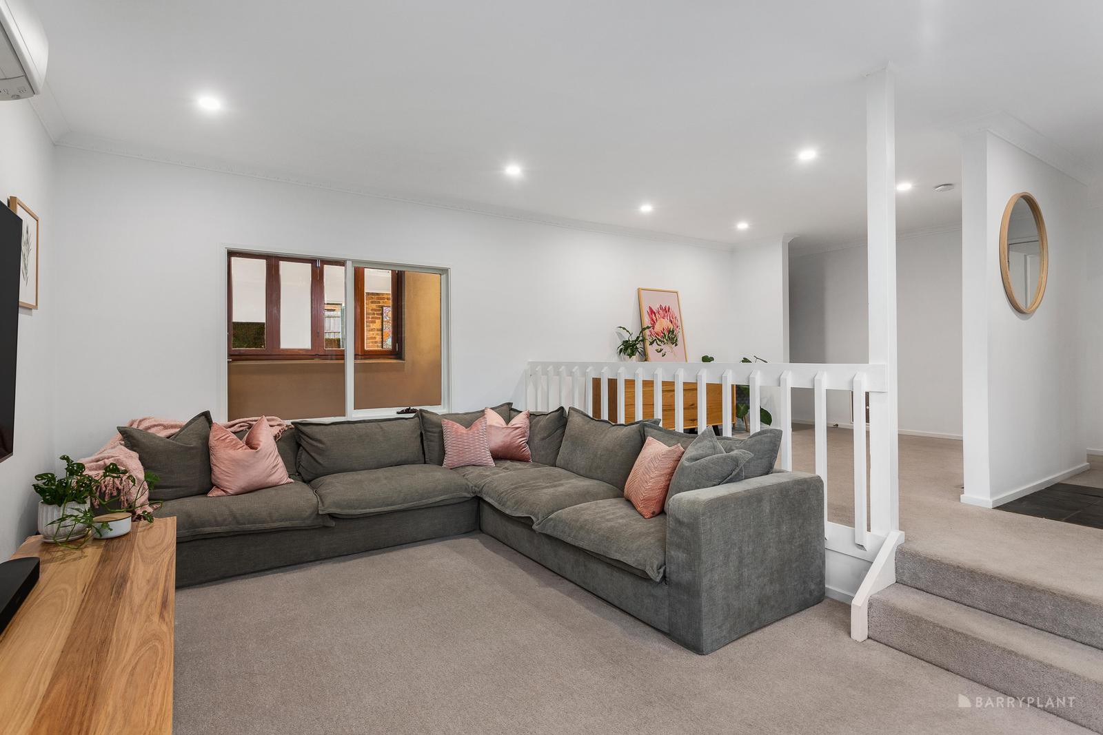 2/19 Close  Avenue, Dandenong, Dandenong - Thumbnail 2