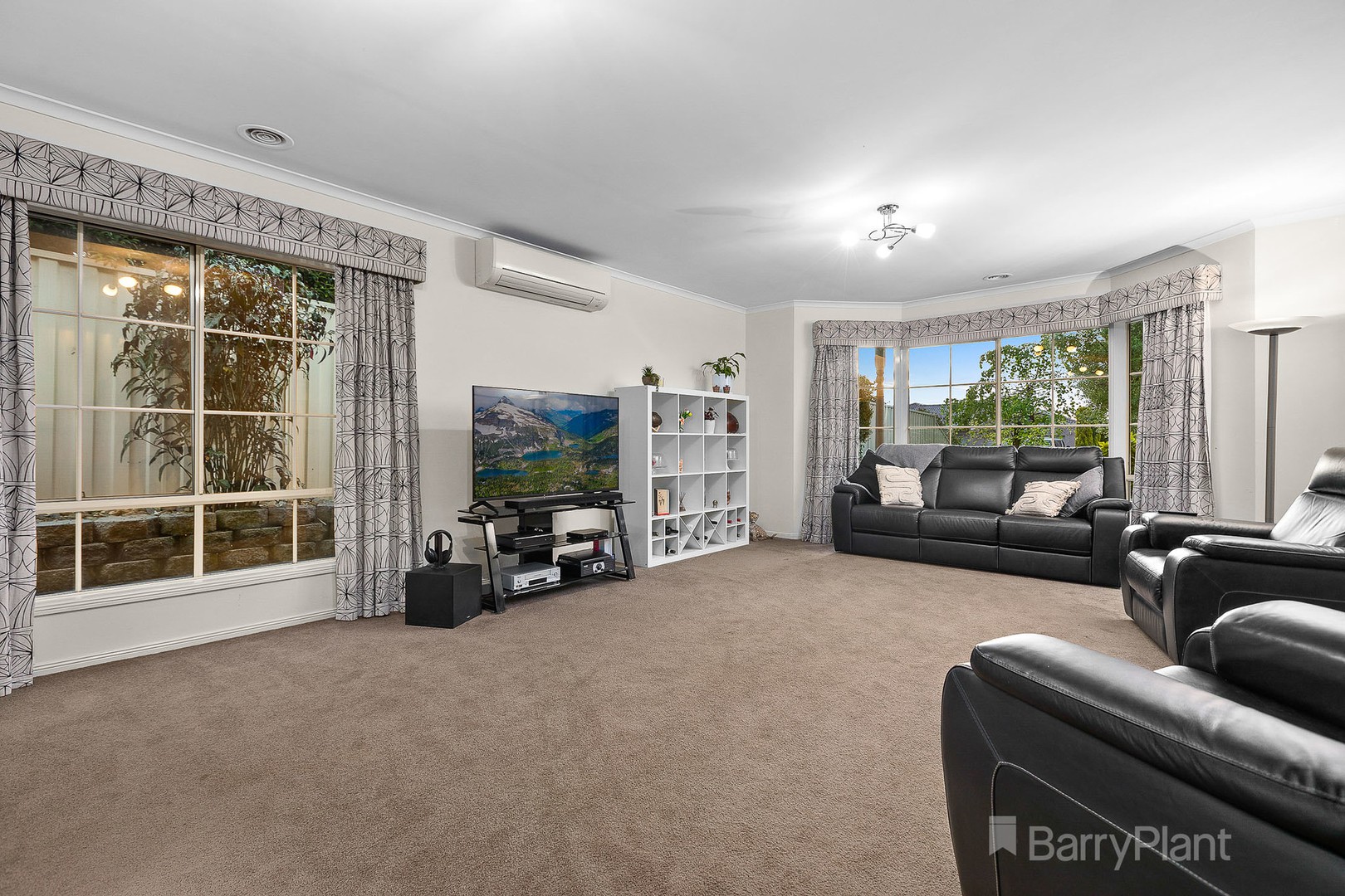 6 Mayfair Crescent, Narre Warren, VIC 3805, Narre Warren - Thumbnail 4