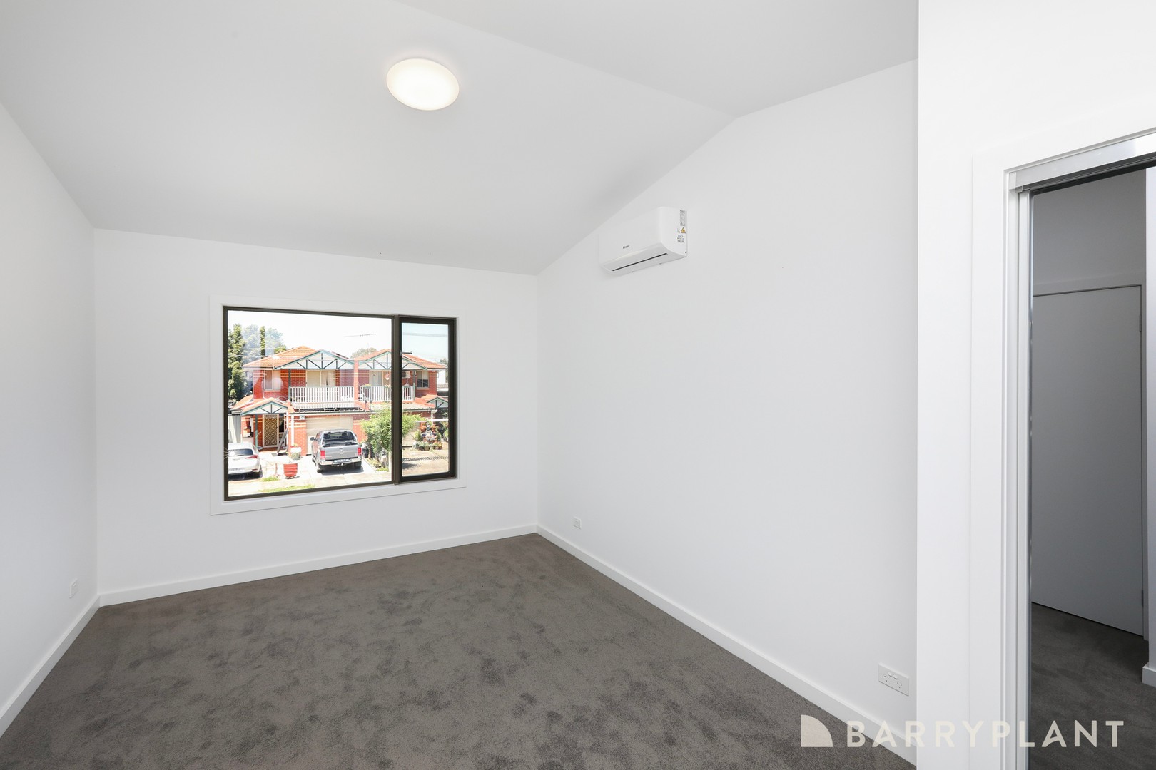 6 McCracken Street, Sunshine, VIC 3020, Sunshine - Thumbnail 7