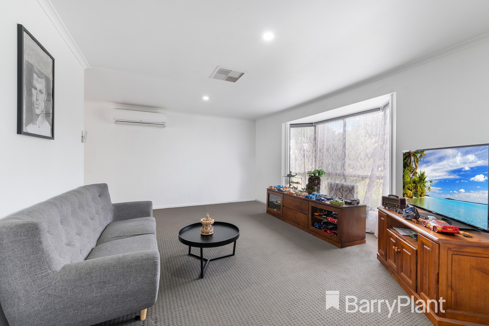 6 McMillan Court, Hoppers Crossing, VIC 3029, Hoppers Crossing - Thumbnail 2