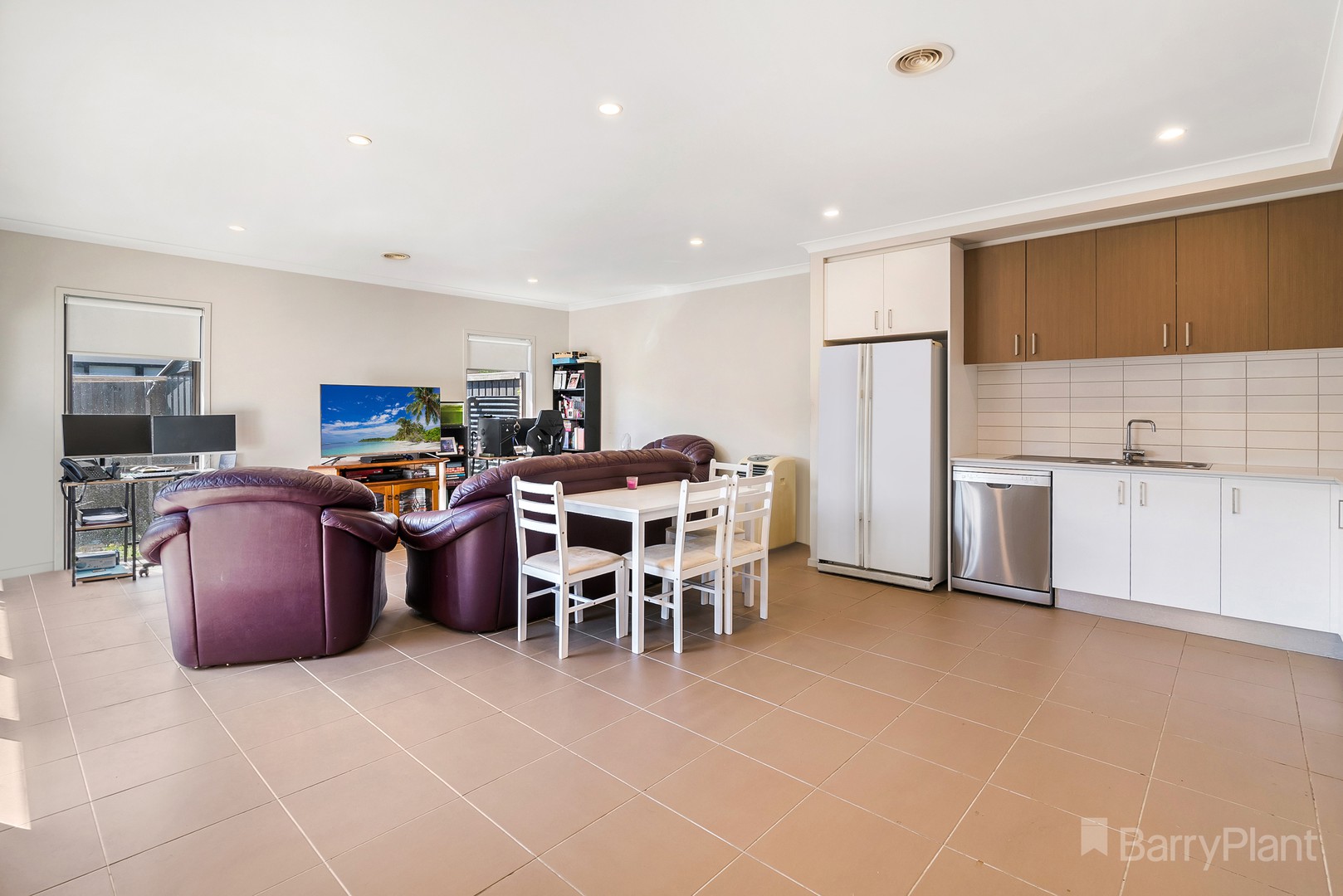 6 Medallion Ave, Beveridge, VIC 3753, Beveridge - Thumbnail 3