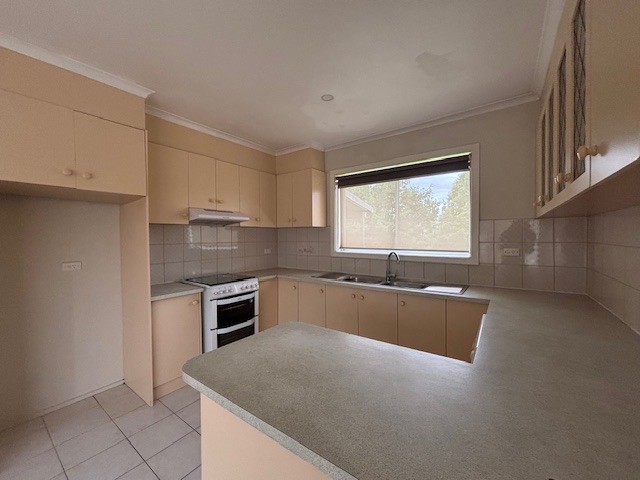 6 Melaleuca Drive, Thomastown, VIC 3074, Thomastown - Thumbnail 3