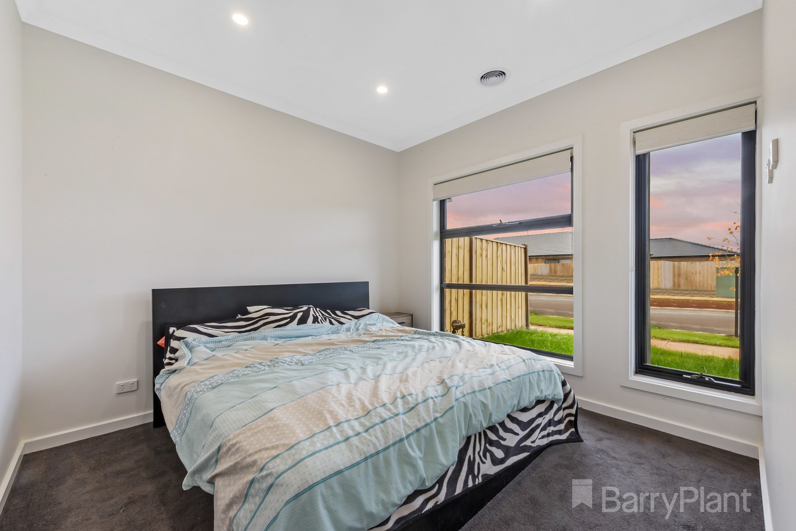 6 Metroon Drive, Weir Views, VIC 3338, Weir Views - Thumbnail 4