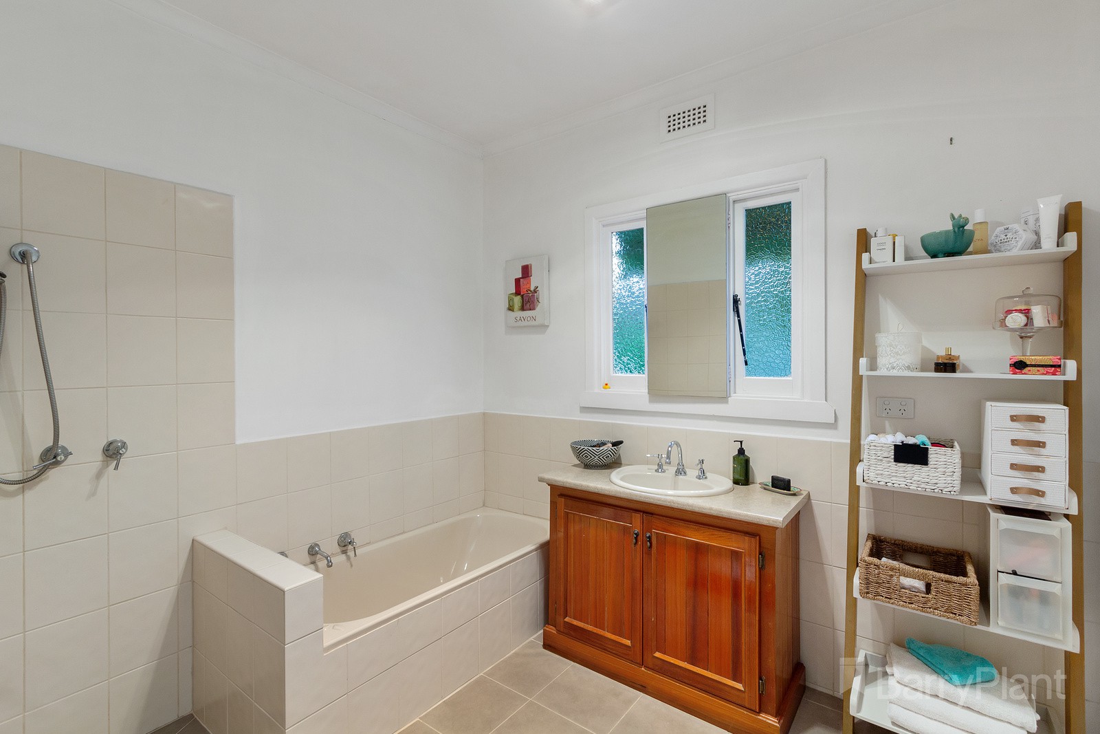 6 Mimosa Avenue, Kilsyth, VIC 3137, Kilsyth - Thumbnail 5