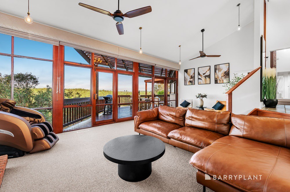 6 Morilla Place, North Warrandyte, VIC 3113 - Thumbnail 2 - 12/11/2025