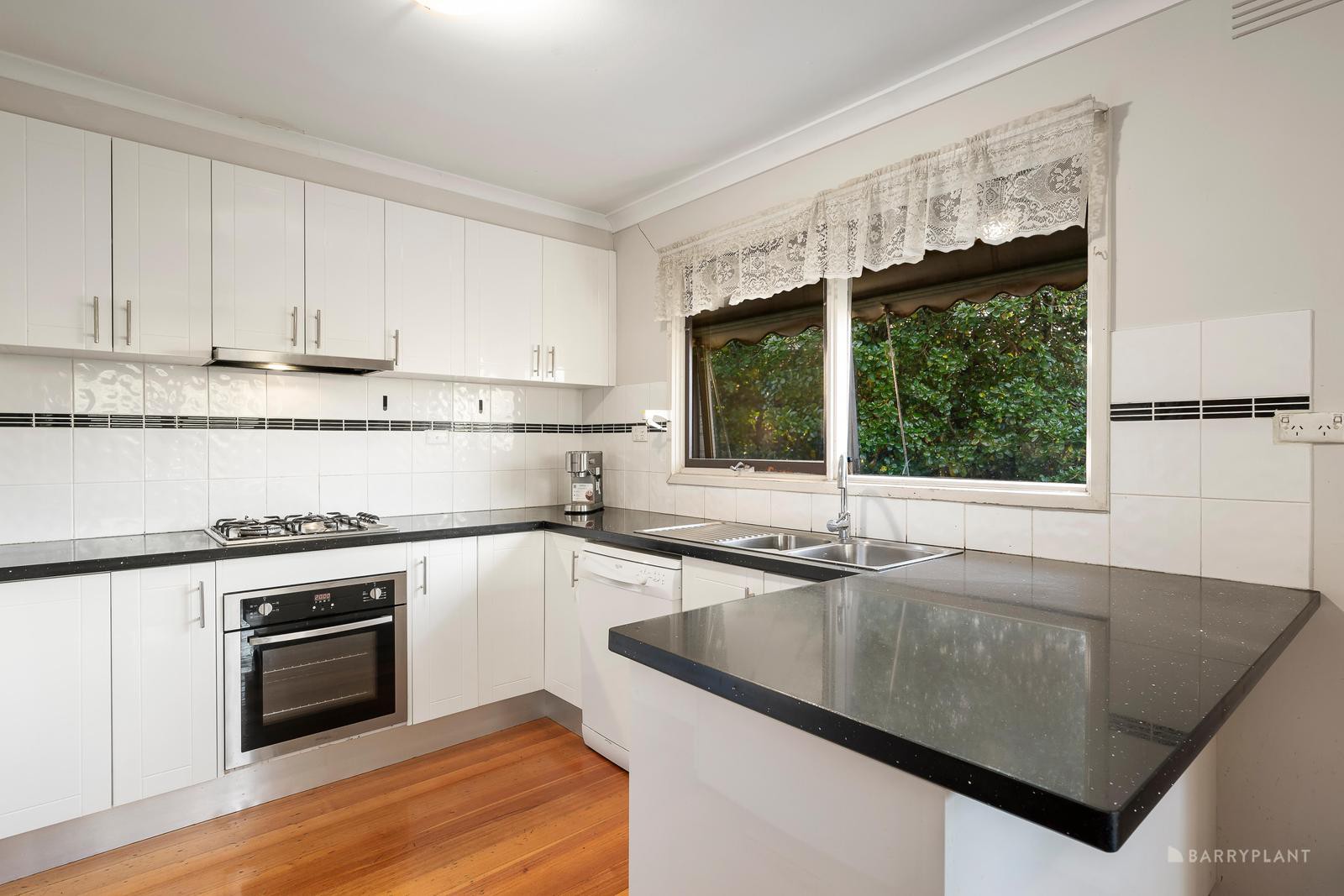 6 Morrison Crescent, Doncaster, VIC 3108, Doncaster - Thumbnail 6
