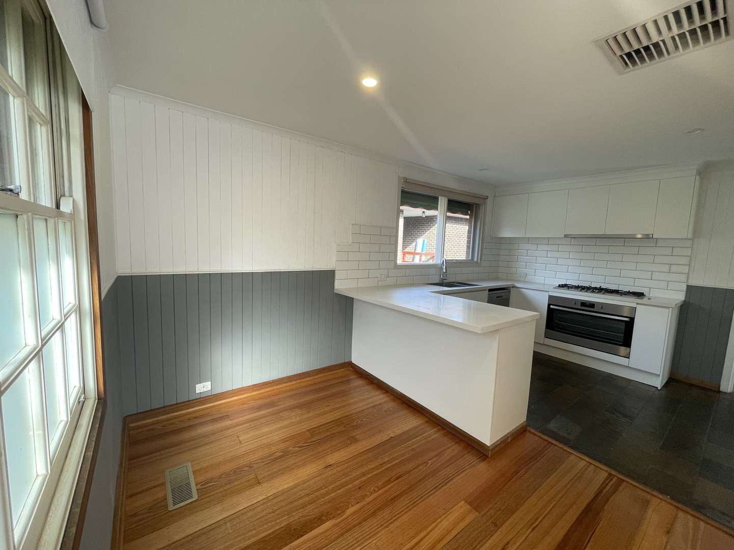 6 Murene Ct, Boronia, VIC 3155, Boronia - Thumbnail 2