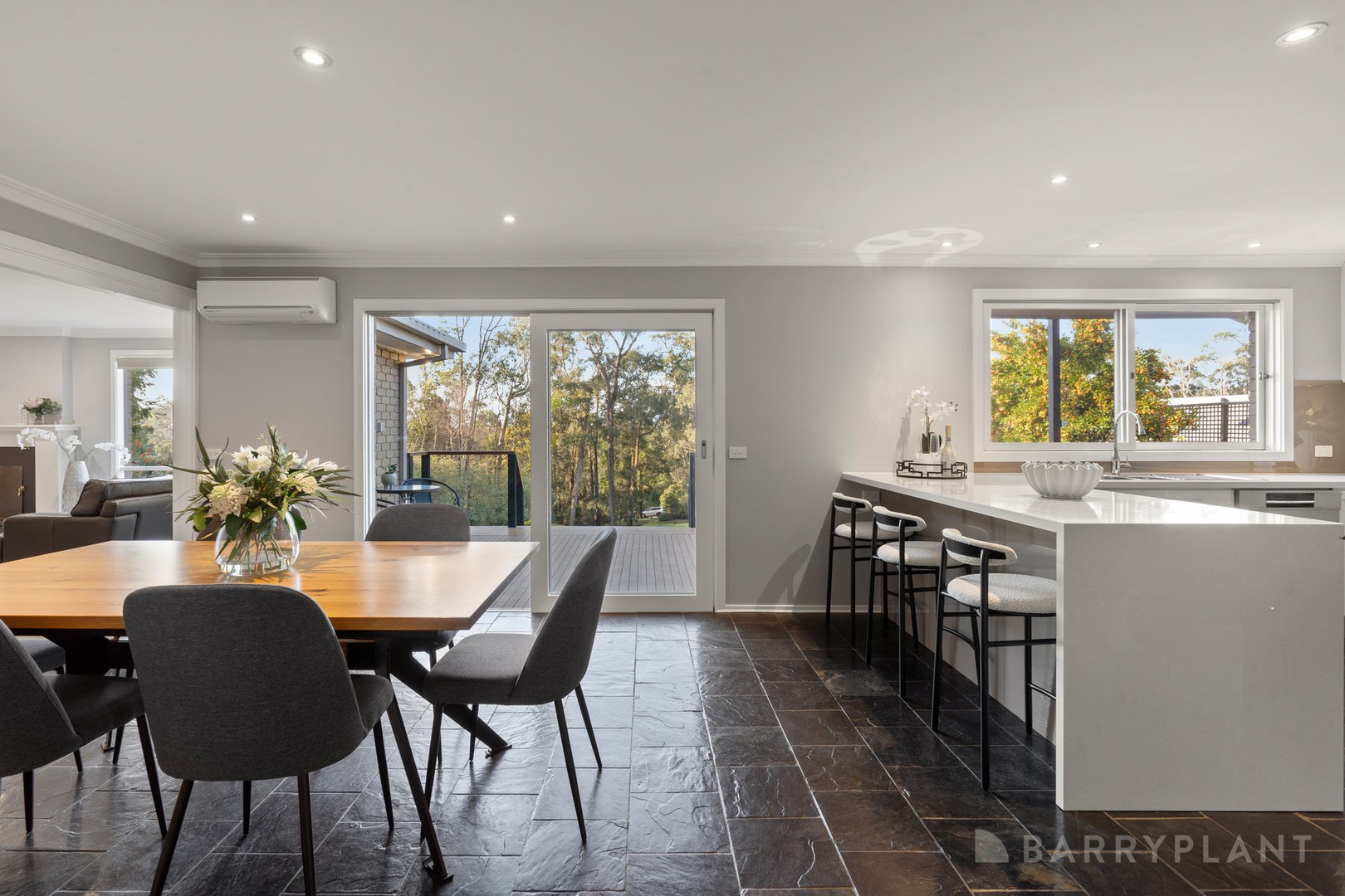 6 Naughton Street, Cockatoo, VIC 3781, Cockatoo - Thumbnail 6