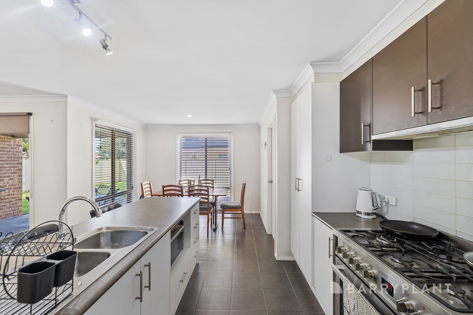 6 Nepeta Way, Pakenham, VIC 3810 - Thumbnail 1 - 08/10/2026