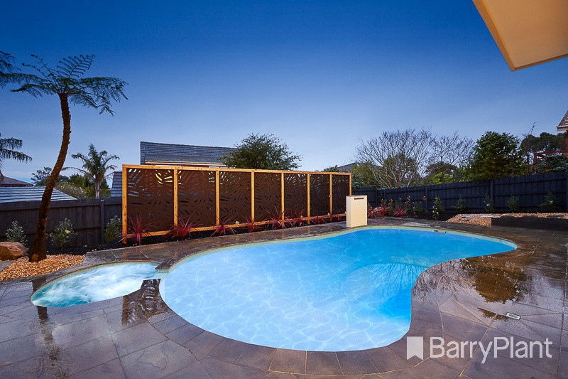 6 Nestan Court, Glen Waverley, VIC 3150, Glen Waverley - Thumbnail 4