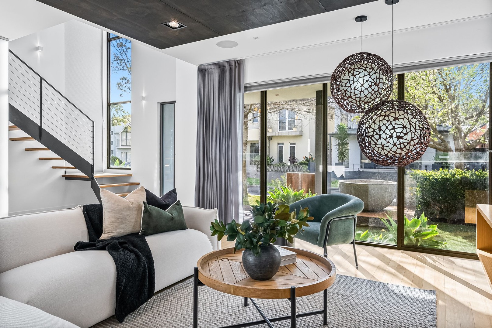 6 Neumayer Place, Newport, VIC 3015 - Thumbnail 2 - 18/09/2025