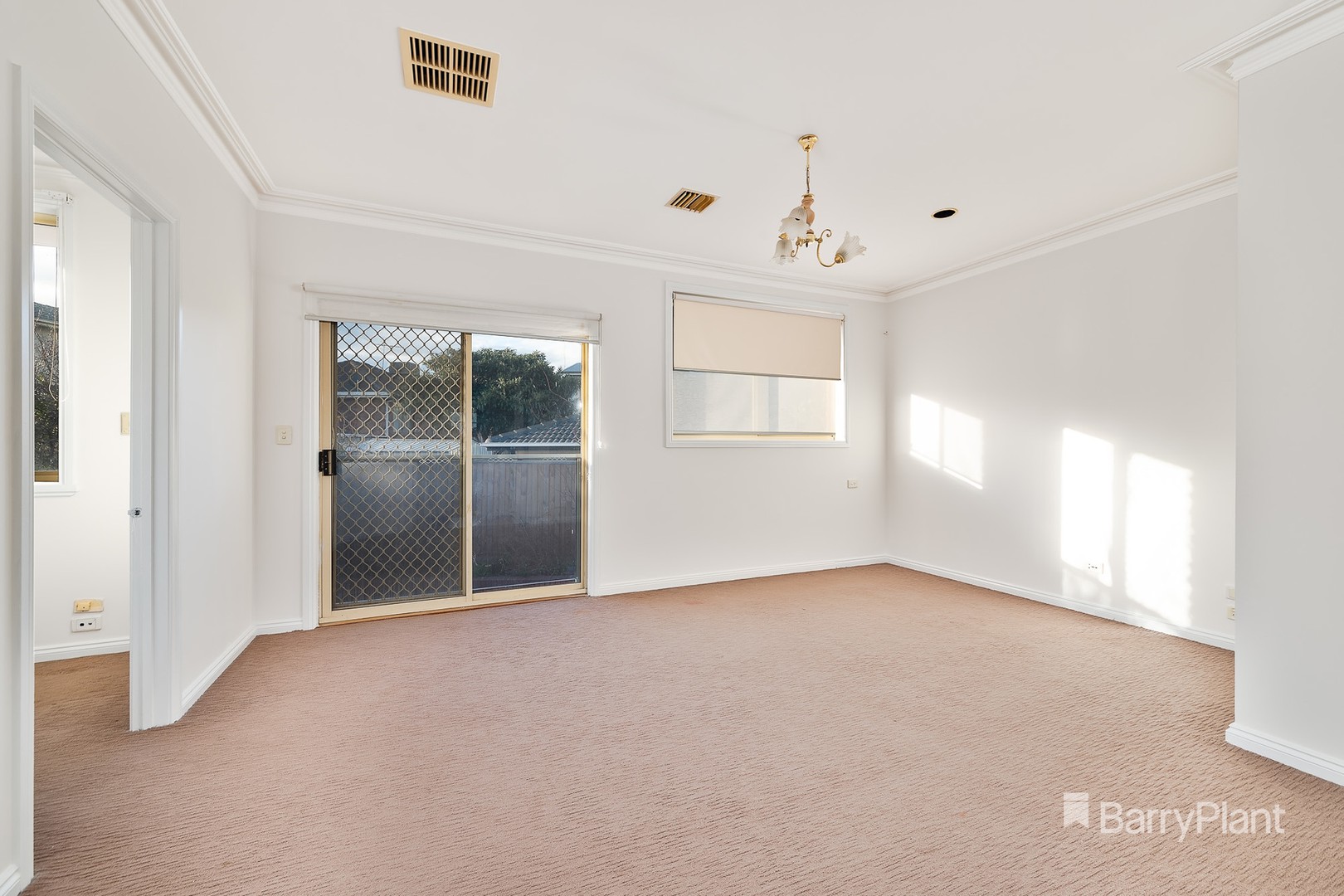 6 Nicholson Street, Meadow Heights, VIC 3048, Meadow Heights - Thumbnail 7