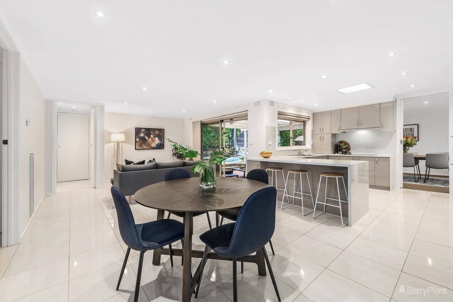 6 Nolan Close, Doncaster East, VIC 3109, Doncaster East - Thumbnail 5
