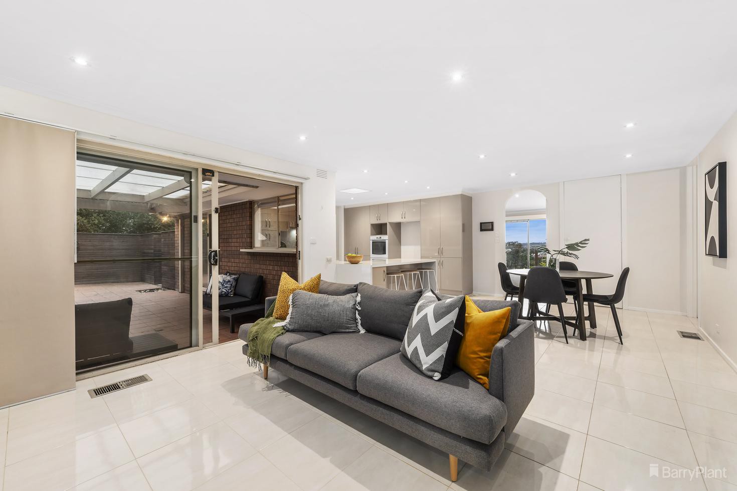 6 Nolan Close, Doncaster East, VIC 3109, Doncaster East - Thumbnail 7