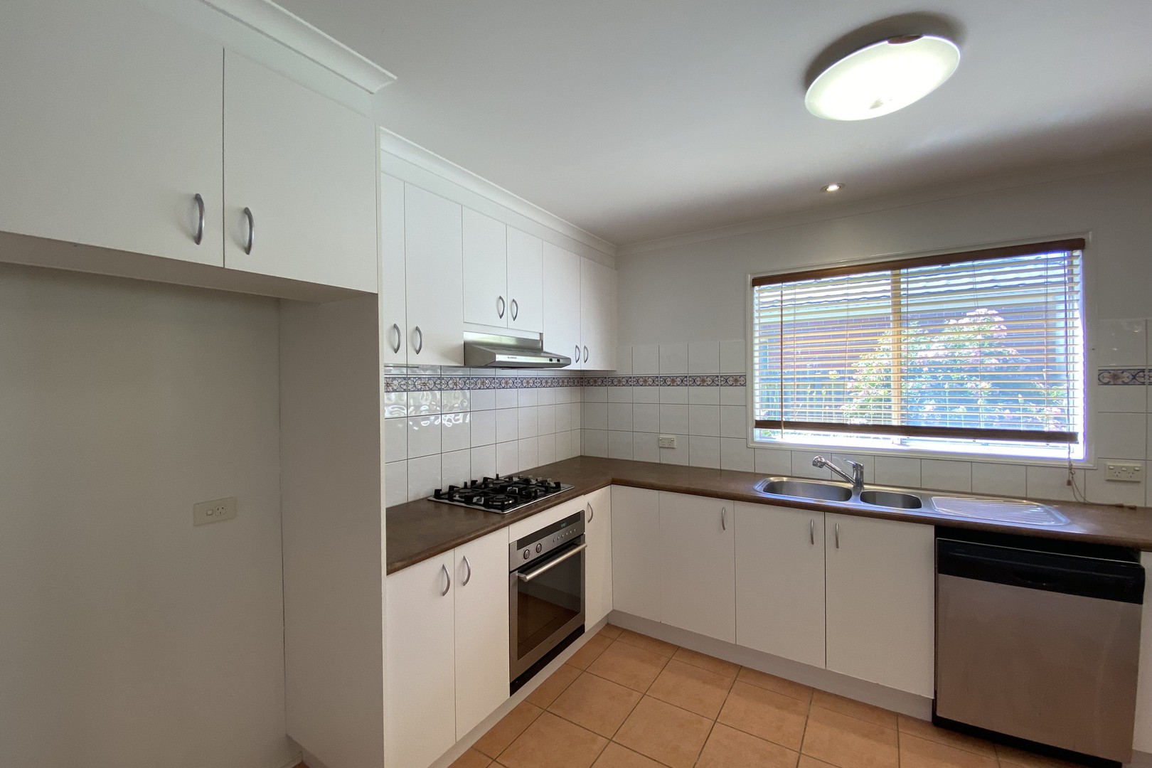 6 Nouvelle Grove, South Morang, VIC 3752, South Morang - Thumbnail 5
