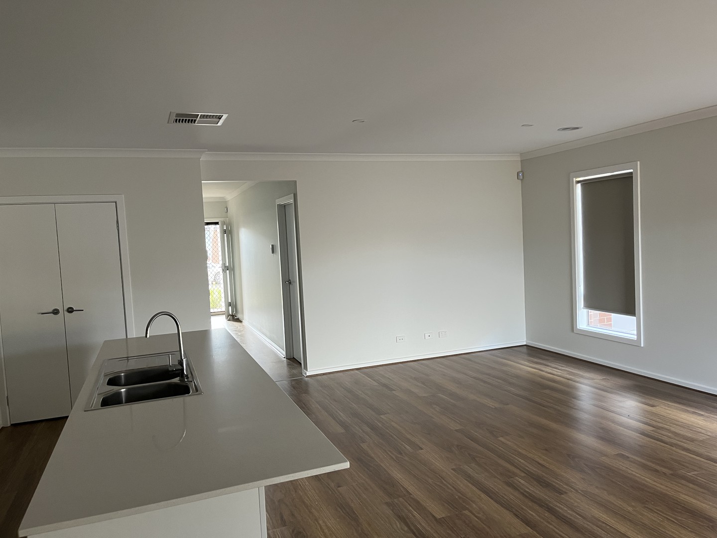6 Nuttall  Road, Mambourin, VIC 3024, Mambourin - Thumbnail 2
