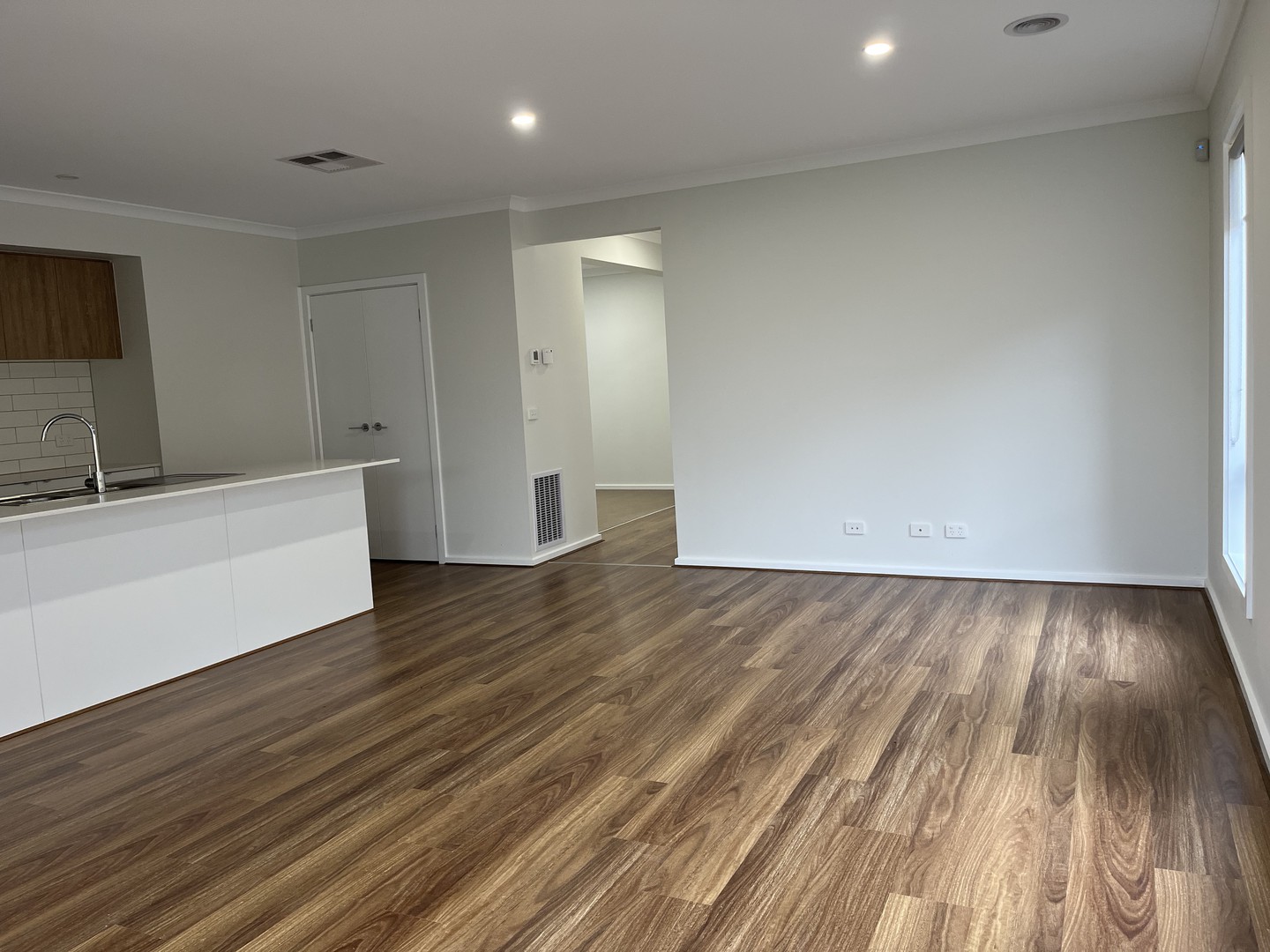 6 Nuttall  Road, Mambourin, VIC 3024, Mambourin - Thumbnail 5