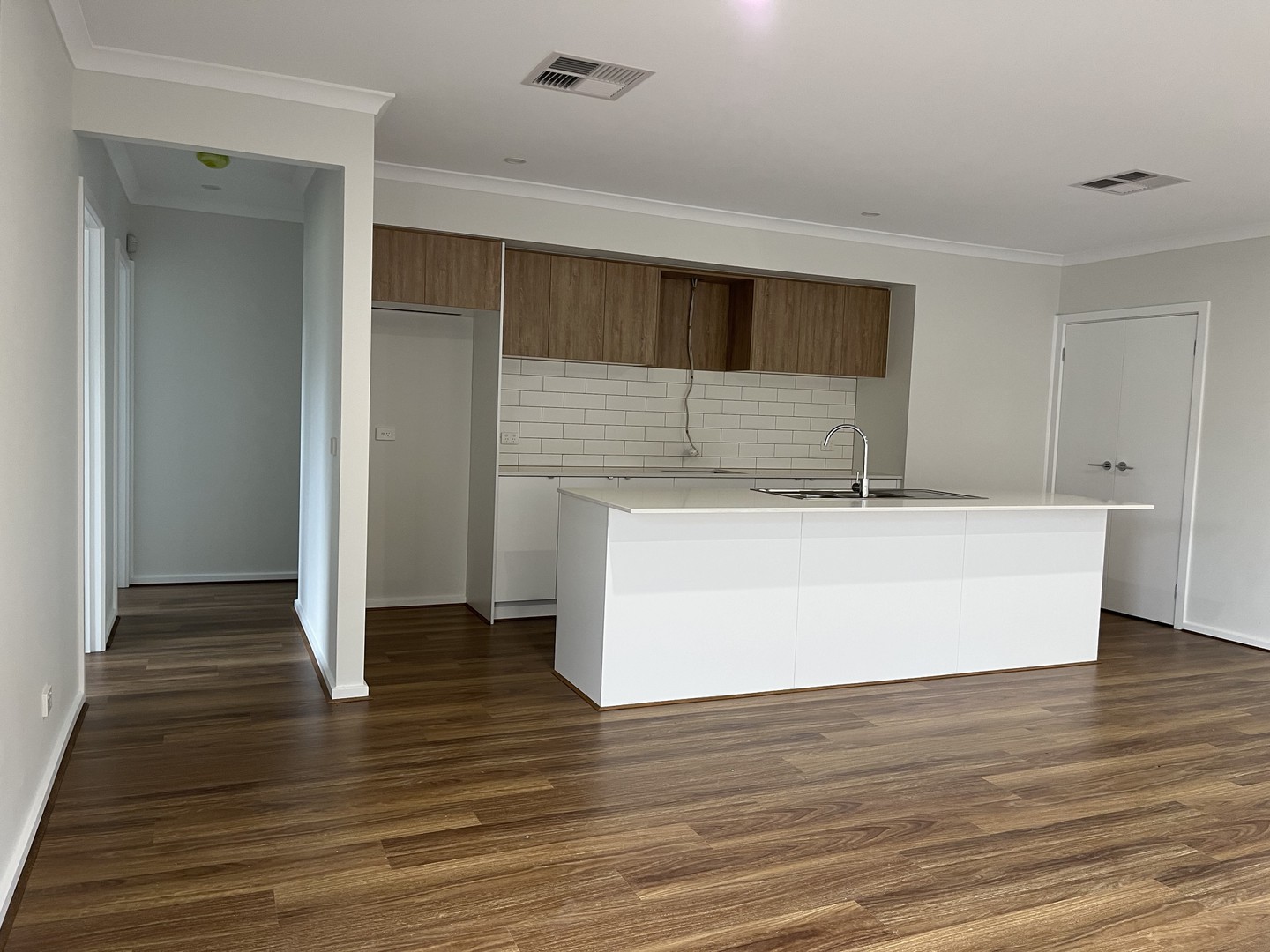 6 Nuttall  Road, Mambourin, VIC 3024, Mambourin - Thumbnail 6