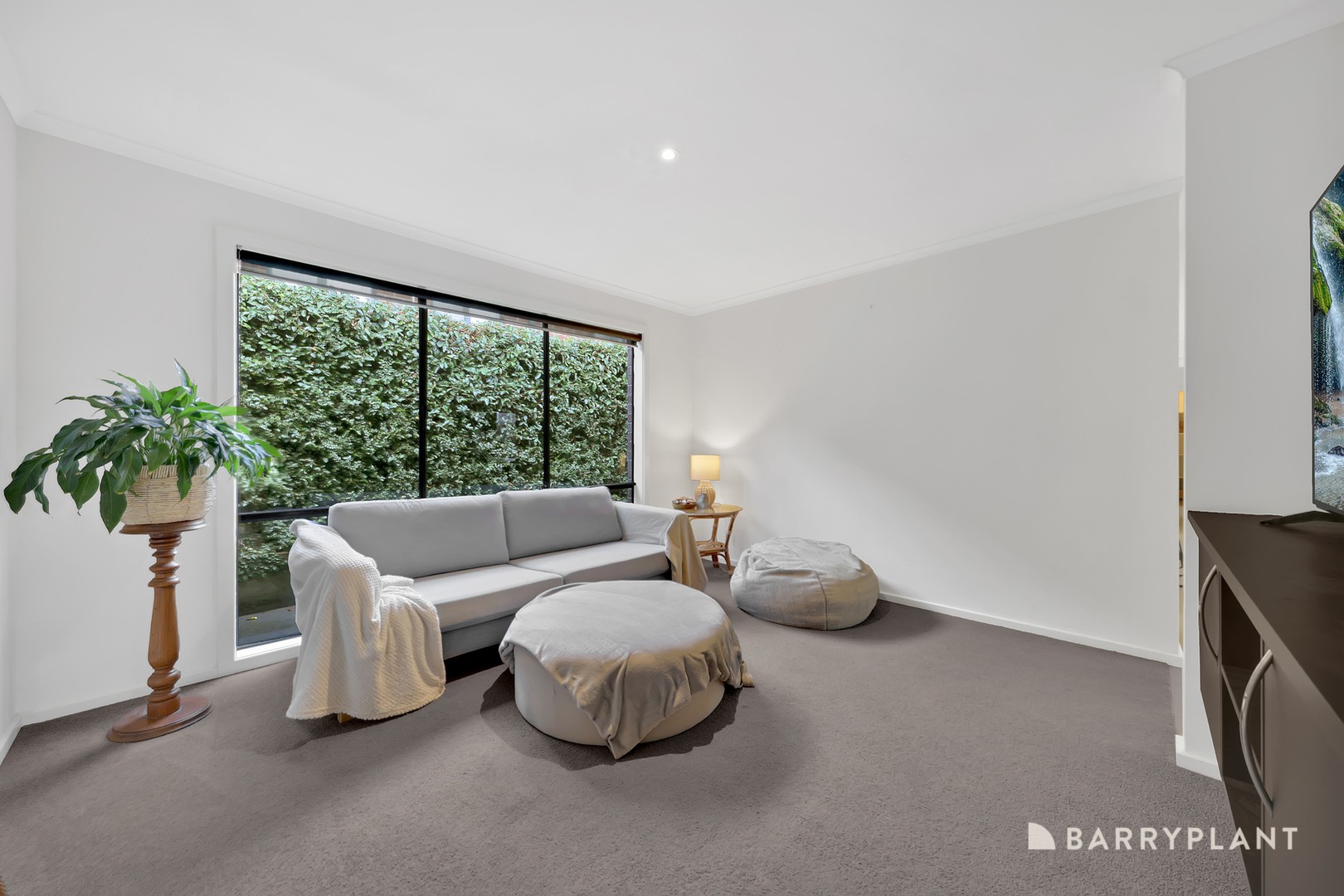6 Oakwood Street, Mernda, VIC 3754, Mernda - Thumbnail 4