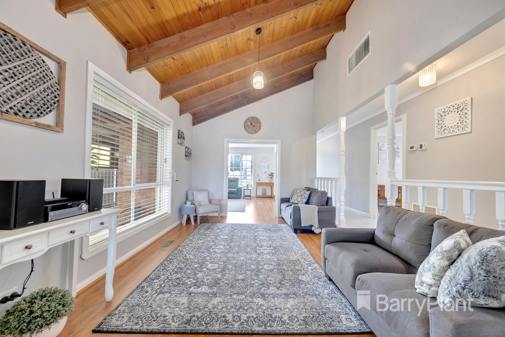 6 Ogle Close, Mill Park, VIC 3082, Mill Park - Thumbnail 2