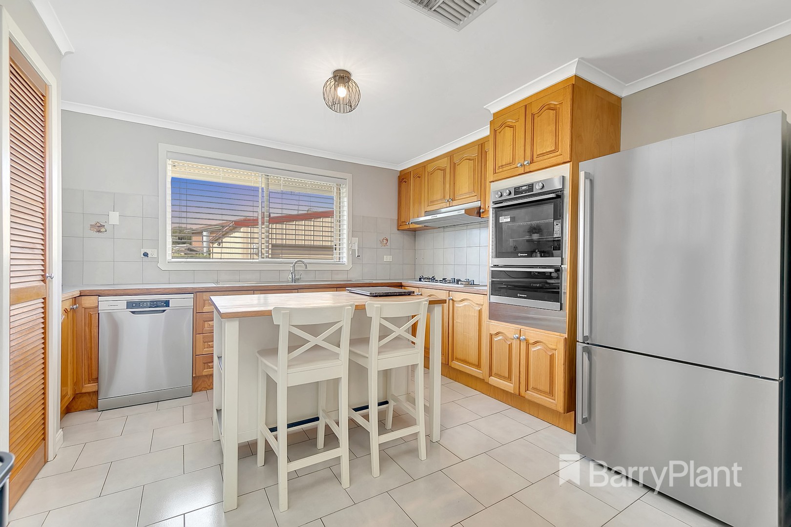 6 Ogle Close, Mill Park, VIC 3082, Mill Park - Thumbnail 3