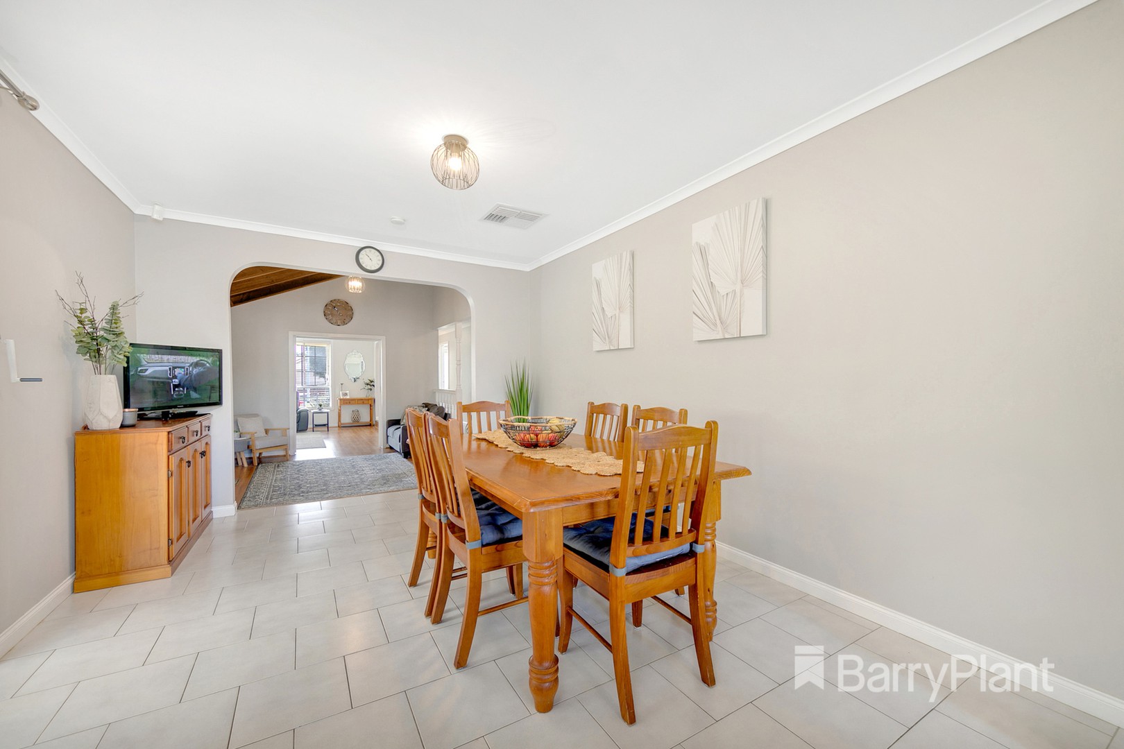 6 Ogle Close, Mill Park, VIC 3082, Mill Park - Thumbnail 5