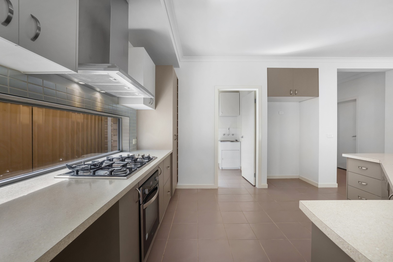 6 Oldis Close, Caroline Springs, VIC 3023, Caroline Springs - Thumbnail 3