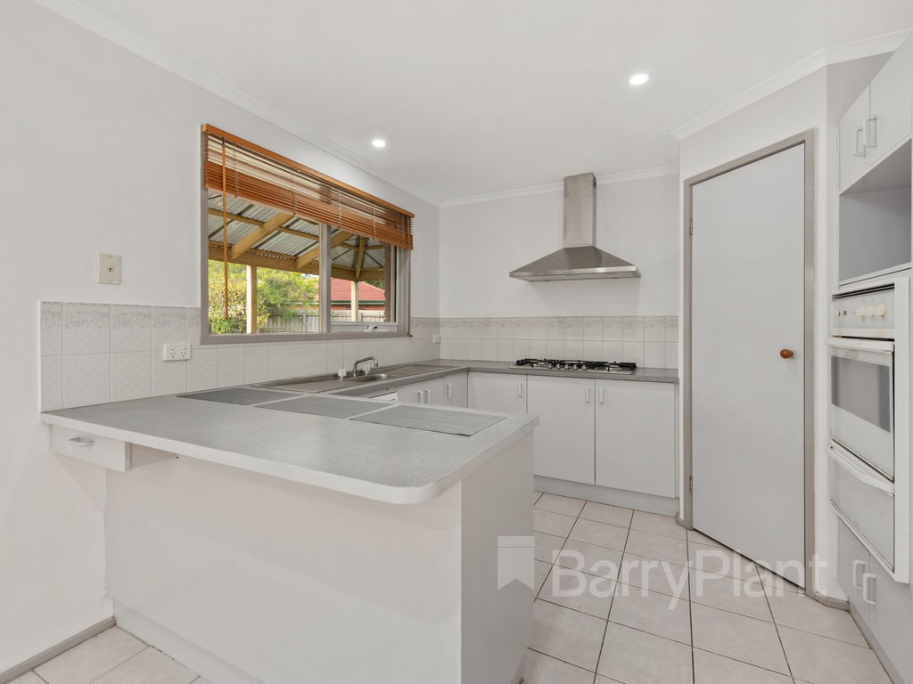 6 Parklands Close, Ferntree Gully, VIC 3156, Ferntree Gully - Thumbnail 4