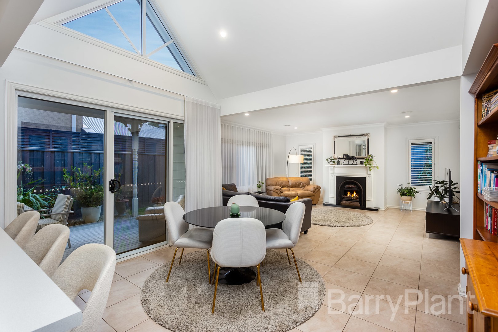 6 Pasadena Circuit, Point Cook, VIC 3030, Point Cook - Thumbnail 3