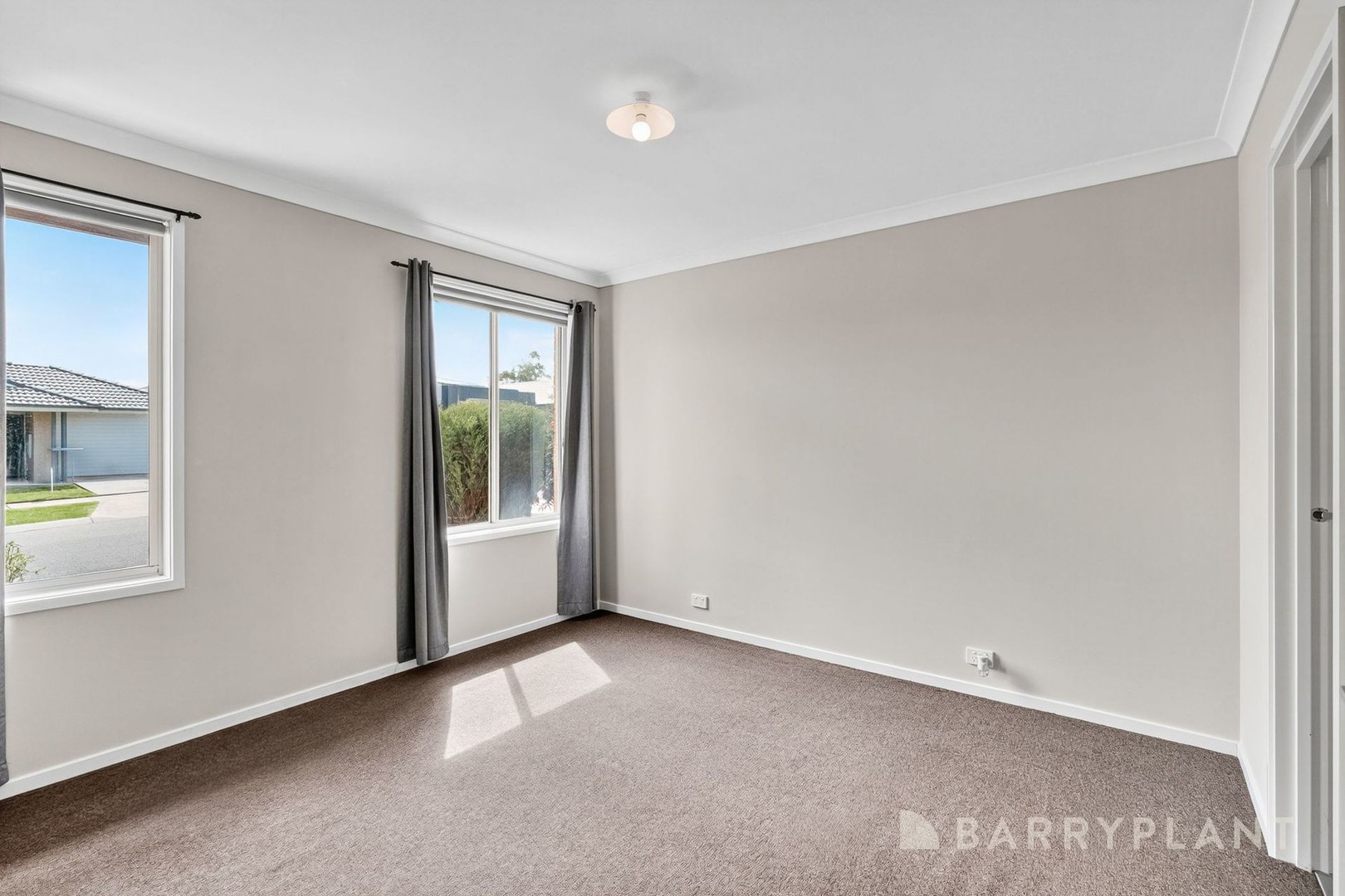 6 Pauline Way, Tarneit, VIC 3029, Tarneit - Thumbnail 3