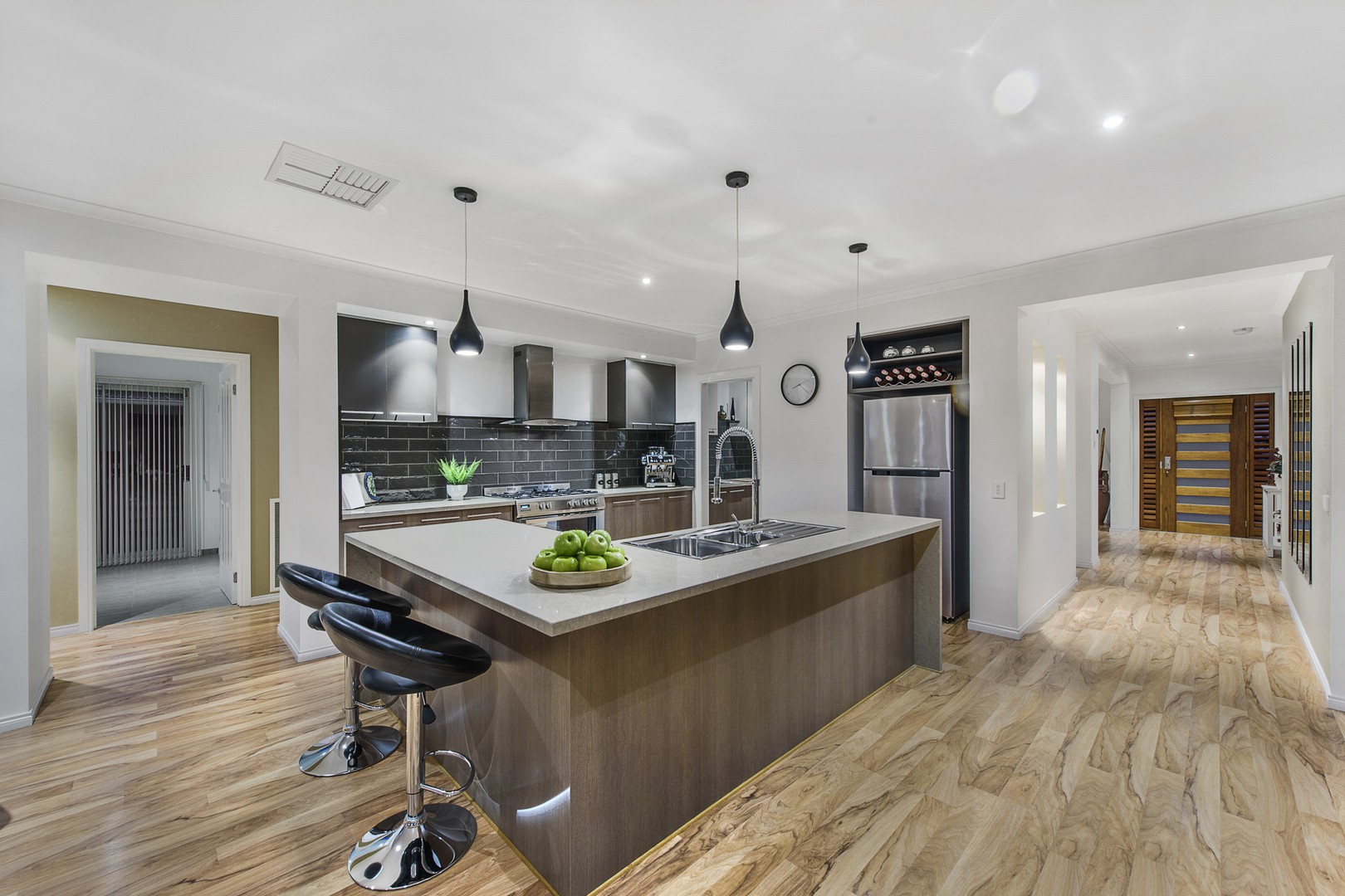 6 Pembury WayHillside, VIC 3037, Hillside - Thumbnail 4