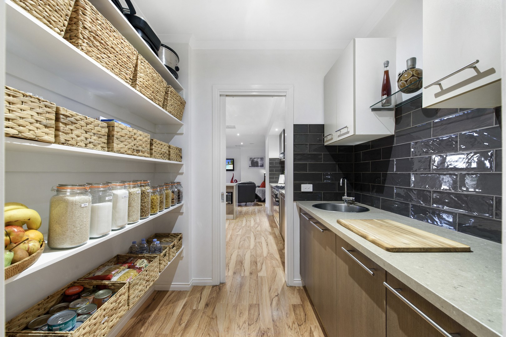 6 Pembury WayHillside, VIC 3037, Hillside - Thumbnail 5
