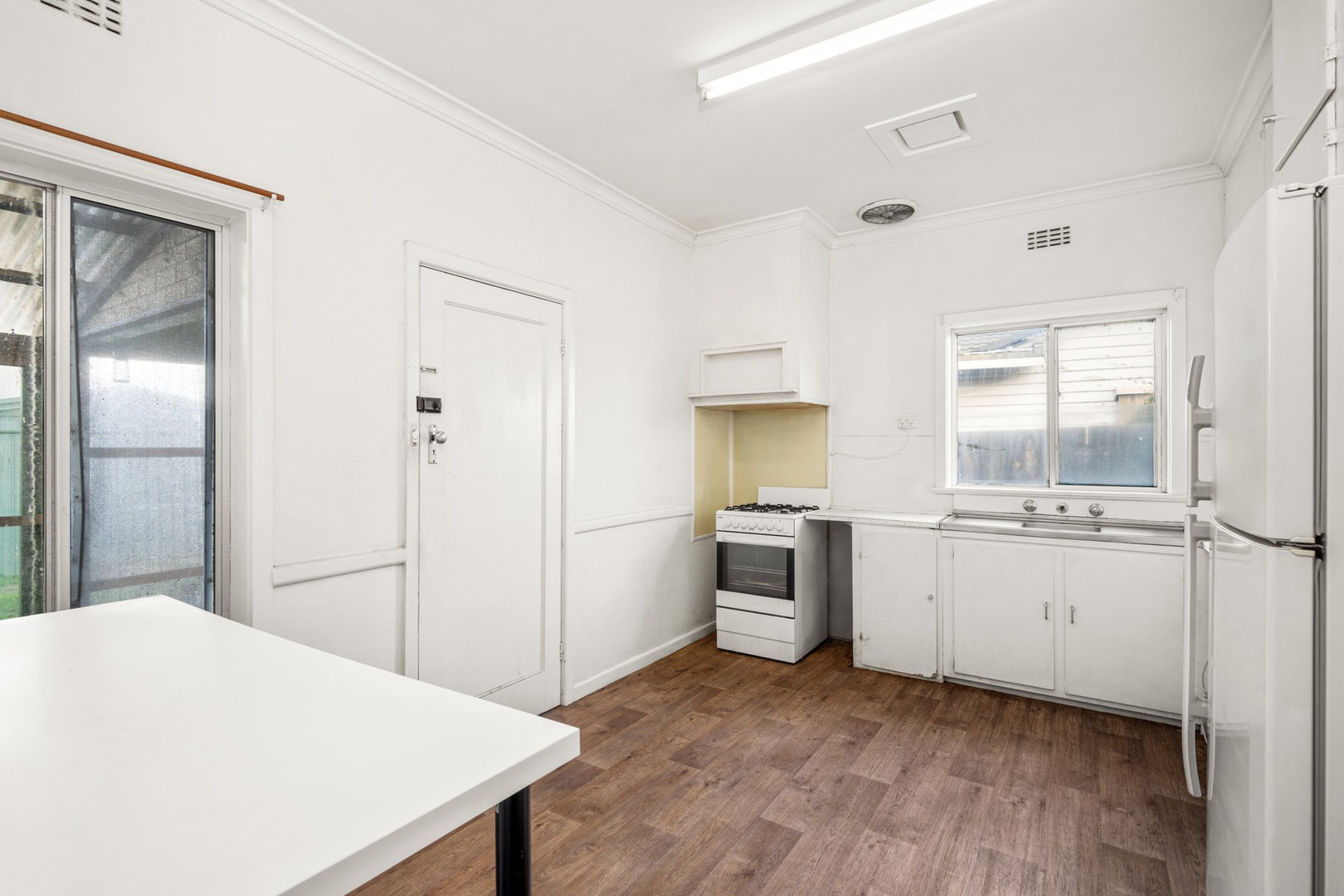 6 Pettitt Crescent, Norlane, VIC 3214, Norlane - Thumbnail 6