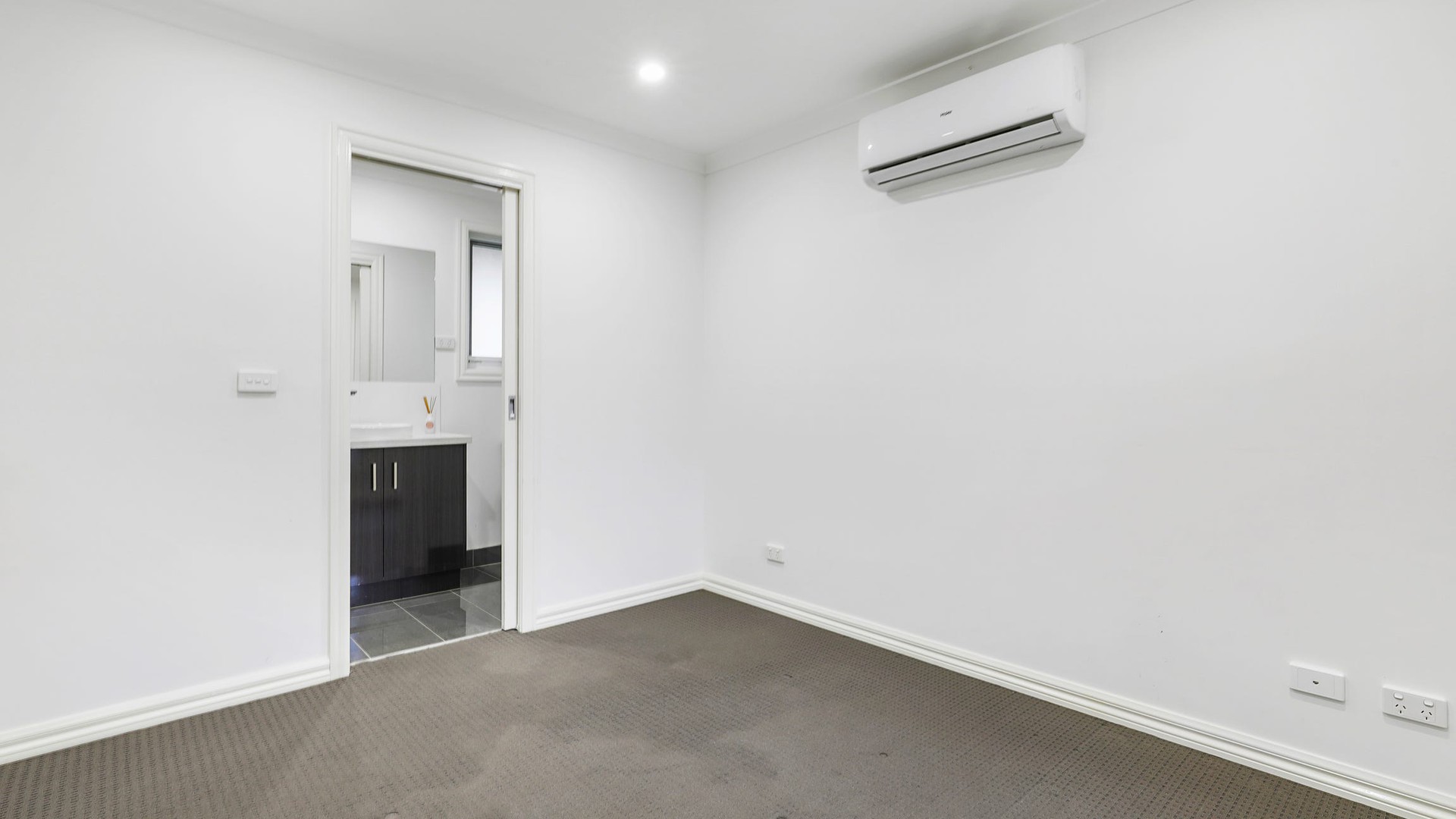 6 Pistachio Close, Hampton Park, VIC 3976, Hampton Park - Thumbnail 7