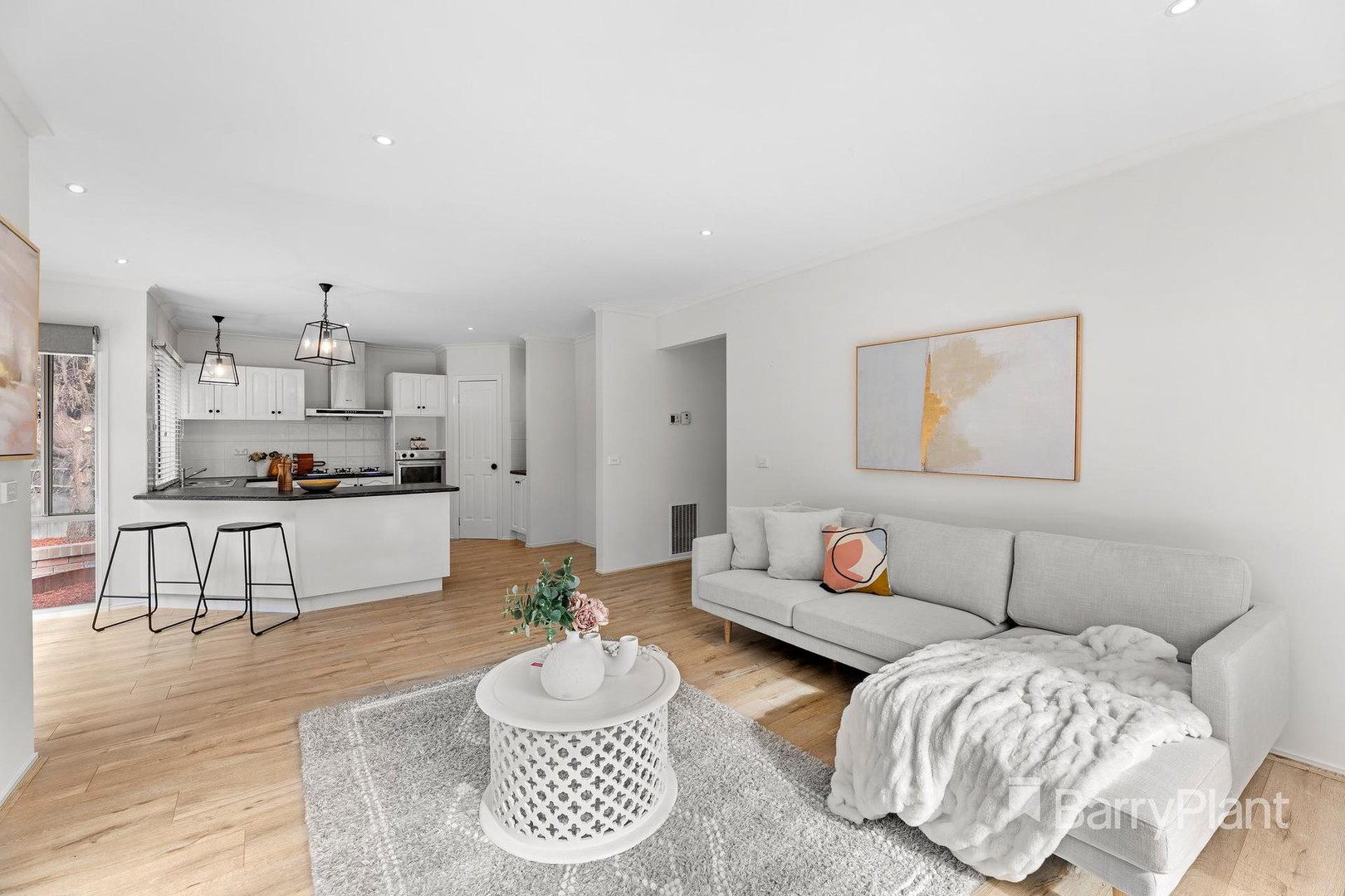 6 Pleasant Close, Mill Park, VIC 3082, Mill Park - Thumbnail 4