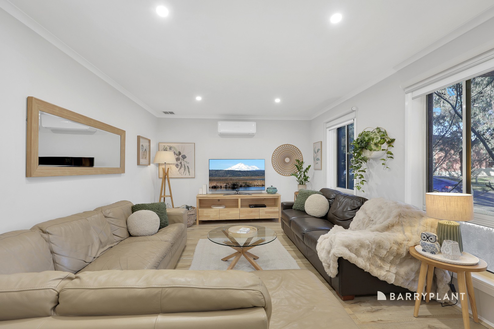 6 Poppy Drive, South Morang, VIC 3752, South Morang - Thumbnail 3