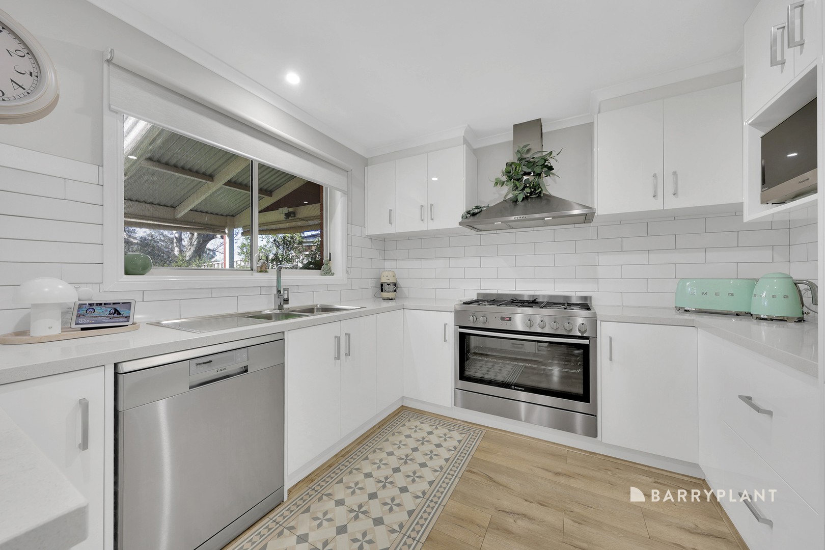 6 Poppy Drive, South Morang, VIC 3752, South Morang - Thumbnail 6