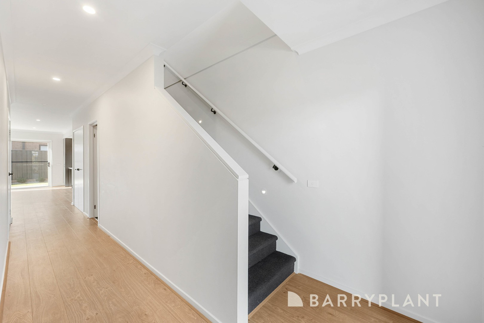 6 Poundbury Avenue, Strathtulloh, VIC 3338, Strathtulloh - Thumbnail 6