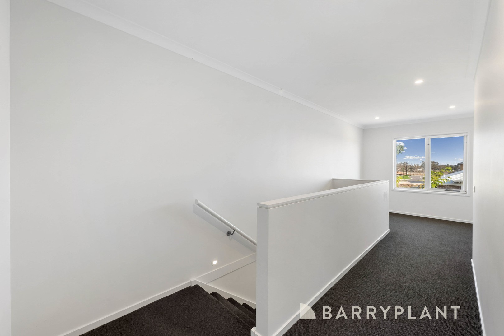 6 Poundbury Avenue, Strathtulloh, VIC 3338, Strathtulloh - Thumbnail 7