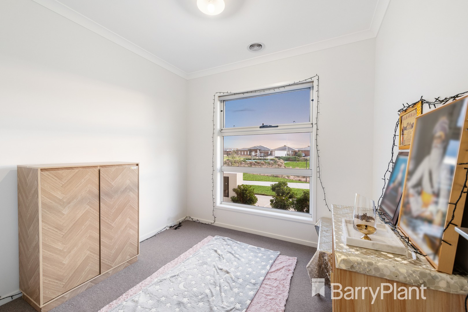 6 Queenscliff Walk, Tarneit, VIC 3029, Tarneit - Thumbnail 4