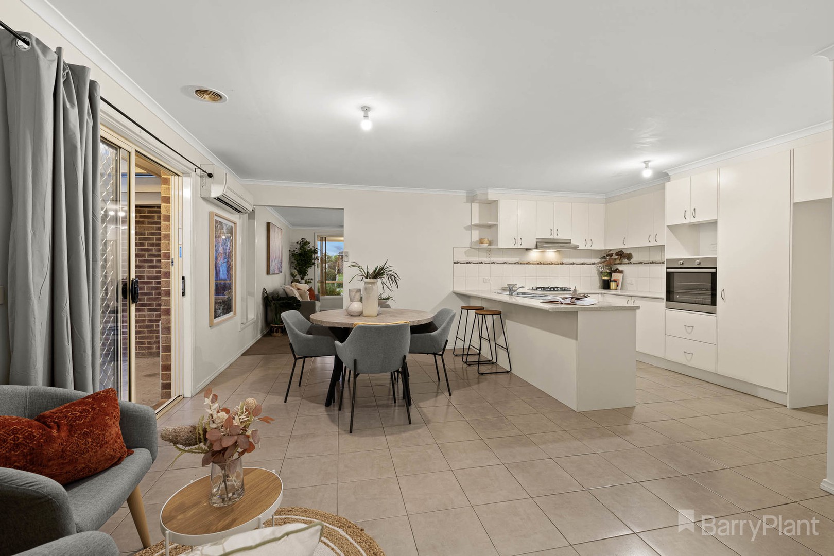 6 Red Gum Circuit, Pakenham, VIC 3810, Pakenham - Thumbnail 7