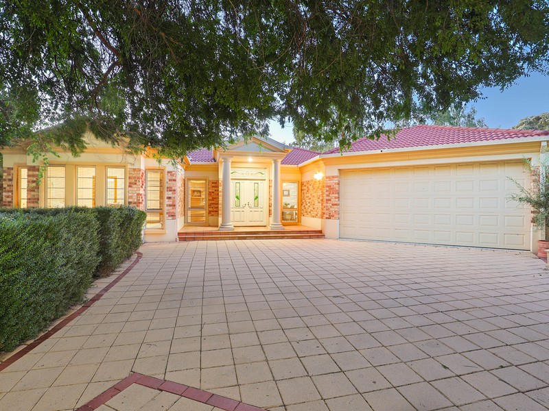 6 Regency Parade, Mildura, VIC 3500 - Image - 02/12/2025