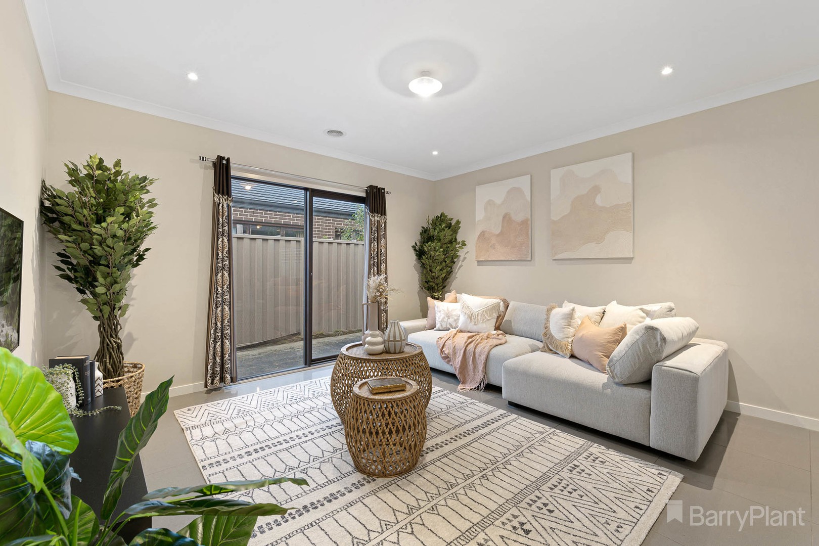6 Renam Street, Pakenham, VIC 3810, Pakenham - Thumbnail 8