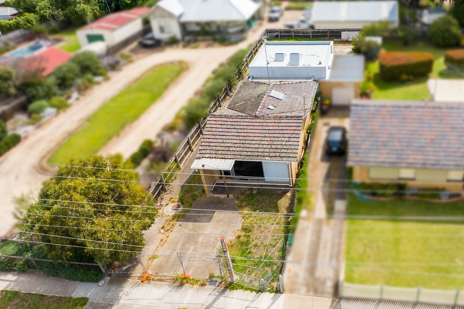 6 Rennie Street, Lara, VIC 3212 - Thumbnail 1 - 27/02/2025