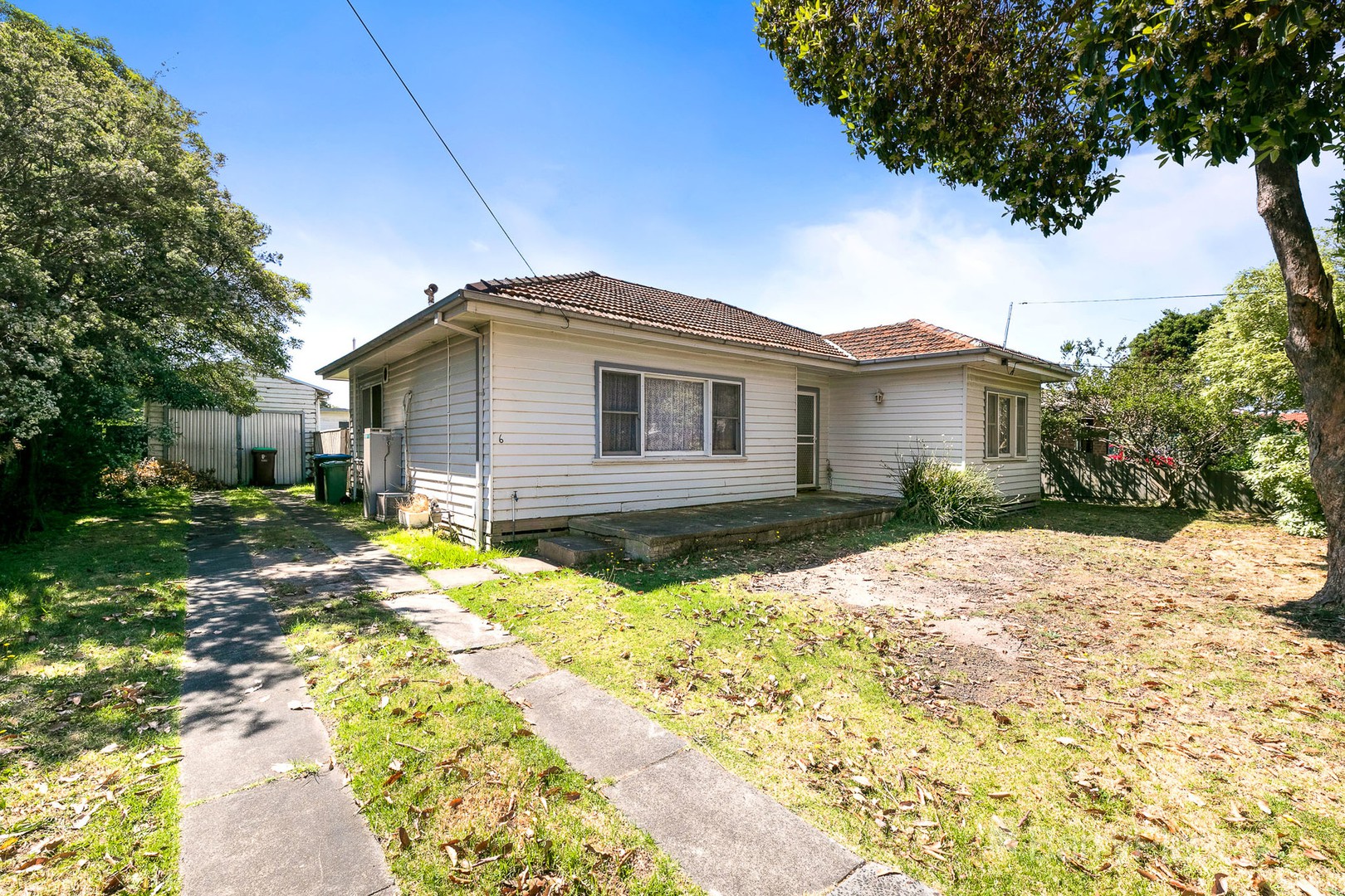 6 Rhoden Grove, Eumemmerring, VIC 3177 - Thumbnail 2 - 25/01/2022